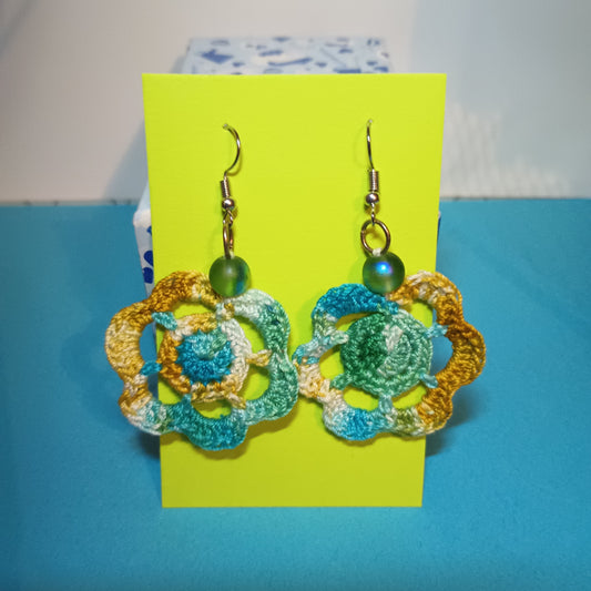 6 Petal Flower Crochet Earrings