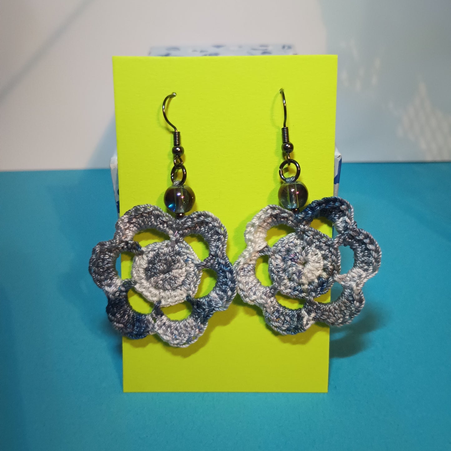 6 Petal Flower Crochet Earrings